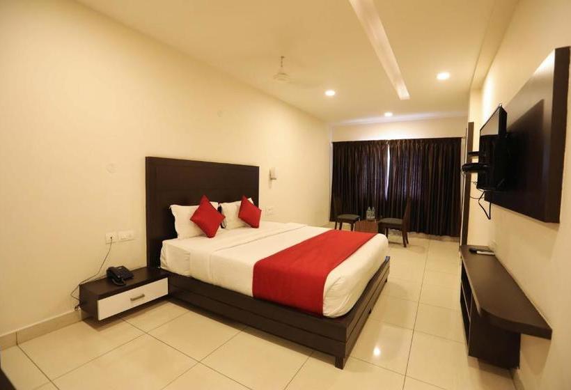 Traders Hotel   Kankanady, Mangalore