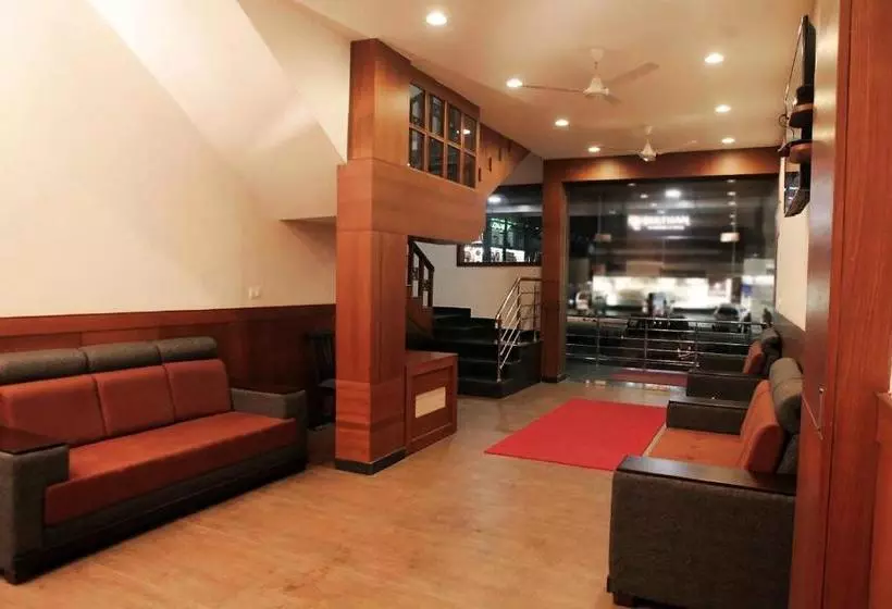 Traders Hotel   Kankanady, Mangalore