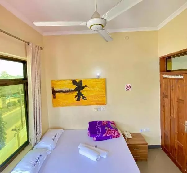 مُتل Fq Hotel Village