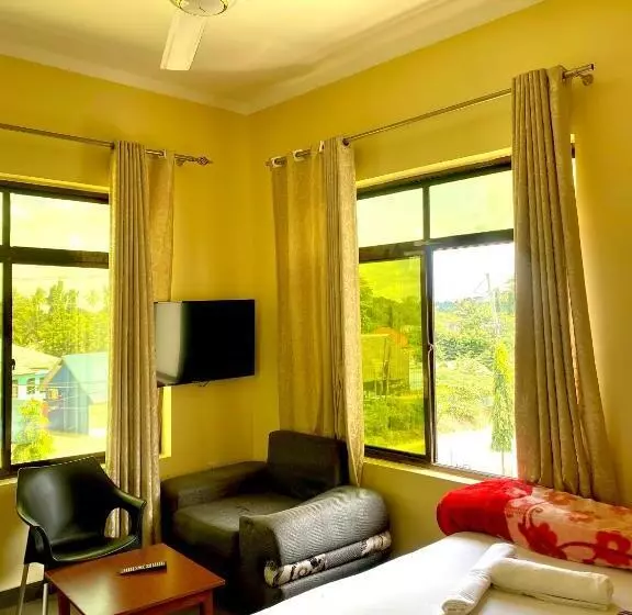 مُتل Fq Hotel Village