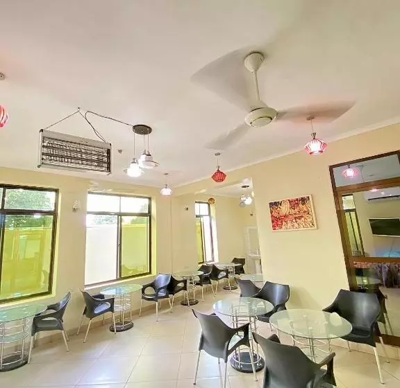 مُتل Fq Hotel Village
