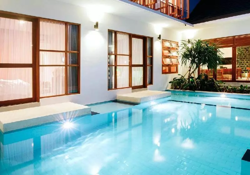 Pudak Sari Unizou Hostel