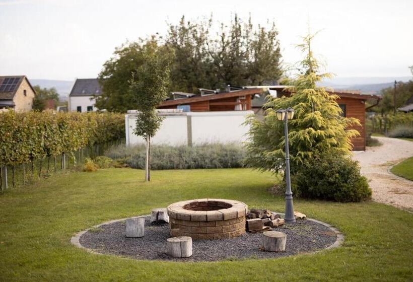 مبيت وإفطار Flamingó Panzió és Borház