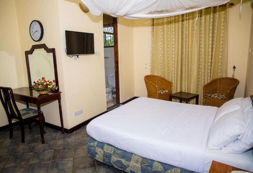 تختخواب و صبحانه Saadani Tourist Center   Hostel