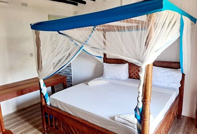 مبيت وإفطار The New Blue Waves