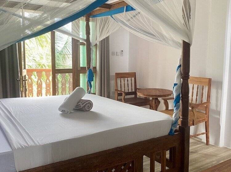 مبيت وإفطار The New Blue Waves