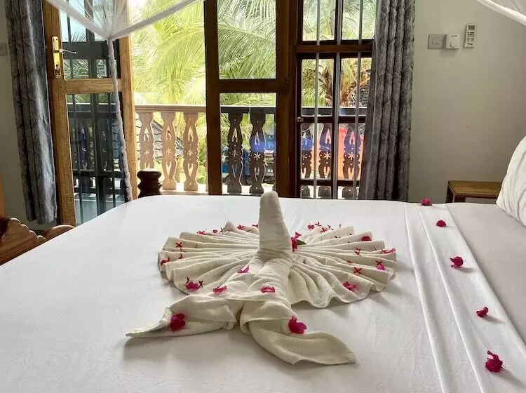 ベッドアンドブレックファースト The New Blue Waves