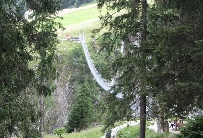 ホテル Gasthof Sonne Häselgehr