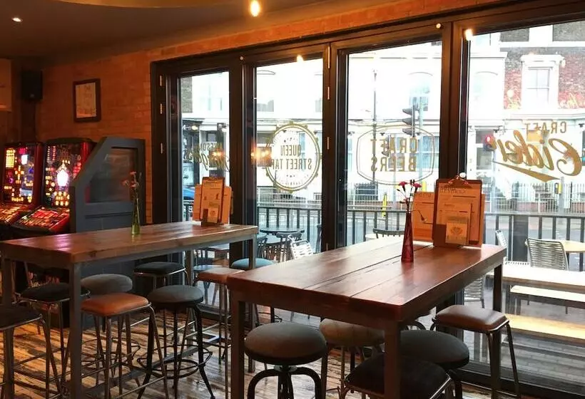 ホテル Queen Street Tap