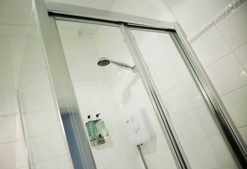 فندق Queen Street Tap