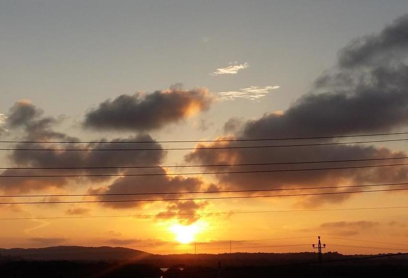فندق Sea Lagoon Beach