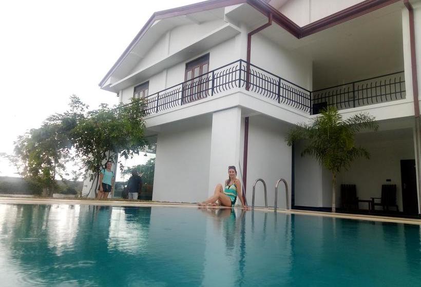 فندق Sea Lagoon Beach