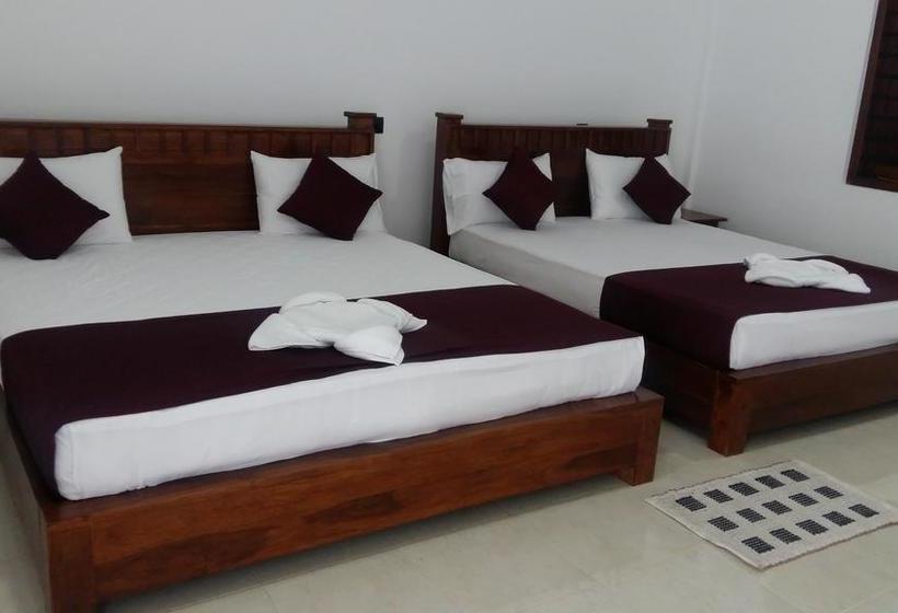 فندق Sea Lagoon Beach