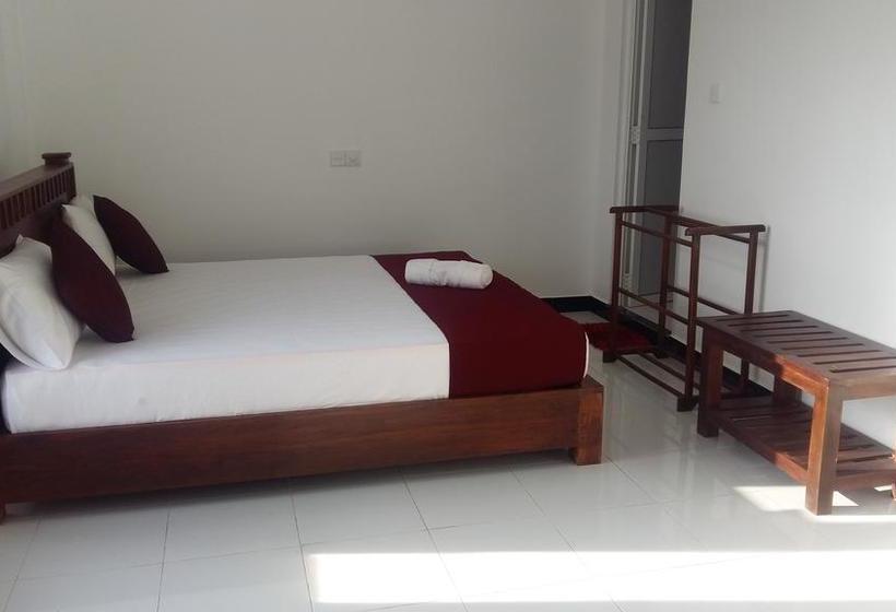 فندق Sea Lagoon Beach