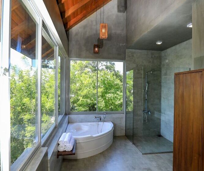 Отель Somerset Mirissa Eco