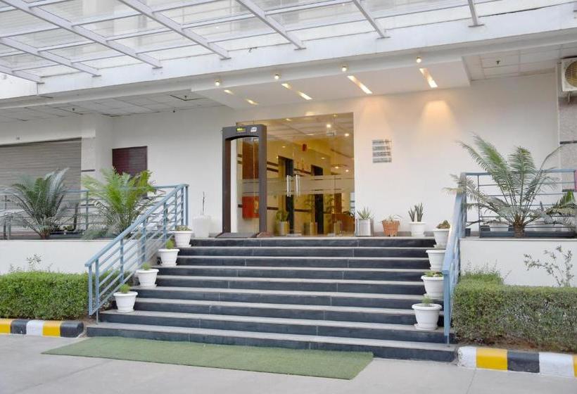 ホテル Starlit Suites