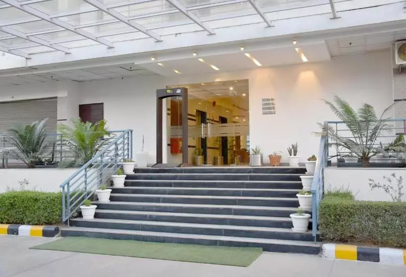 ホテル Starlit Suites