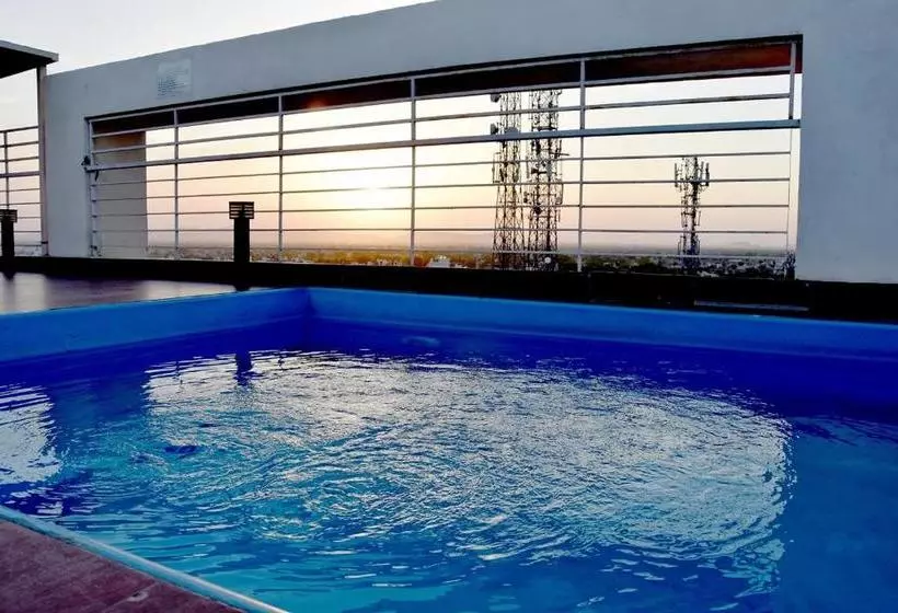 ホテル Starlit Suites