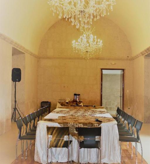 هتل Surestay Plus  By Best Western Tierra Sur Colonial