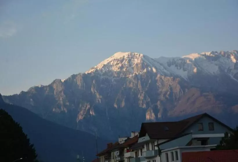 Hotelli Turizem Shkelzeni