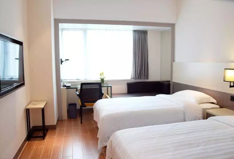 هتل Yes  Inn