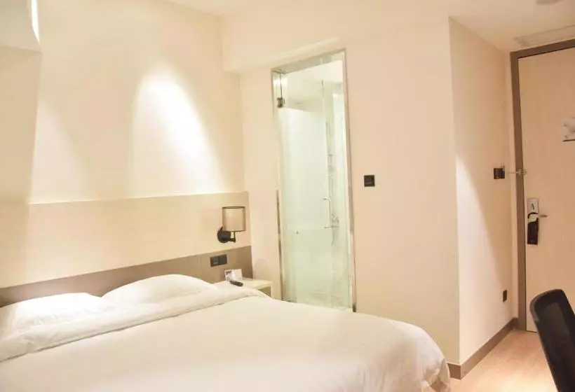هتل Yes  Inn