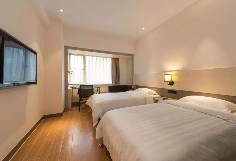 هتل Yes  Inn