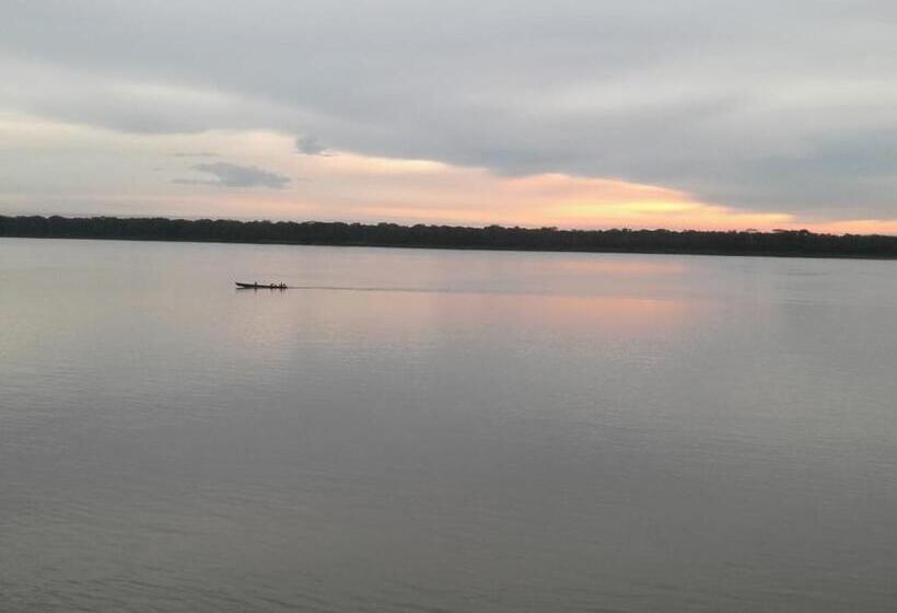 La Jangada Hostel & Tours