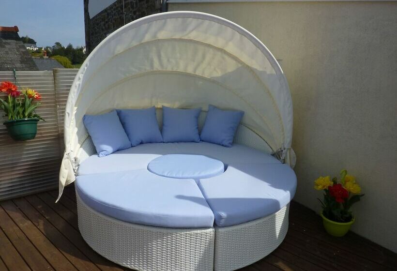 مبيت وإفطار Au Gai Sejour