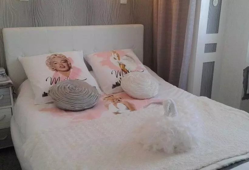 Aamiaismajoitus (B&B) Au Gai Sejour