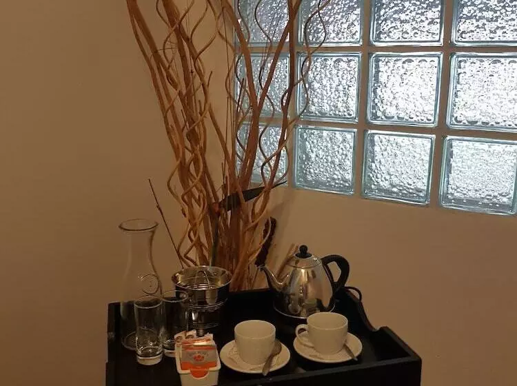 Aamiaismajoitus (B&B) Bluff Tradewinds