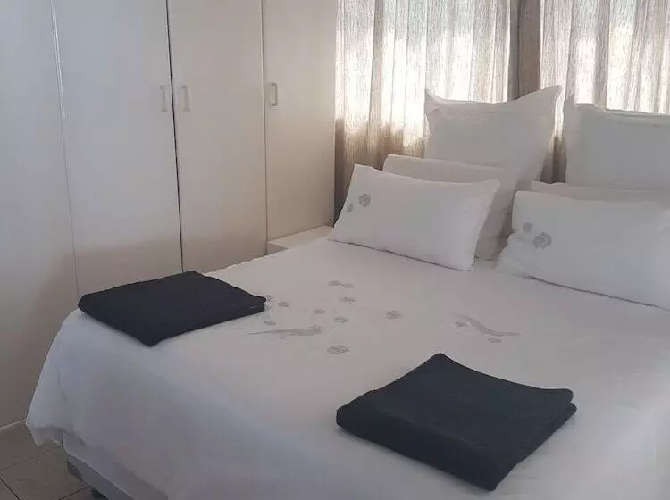 Aamiaismajoitus (B&B) Bluff Tradewinds