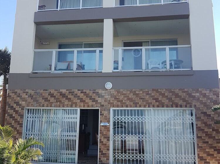 Bed and Breakfast Bluff Tradewinds