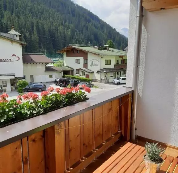 ベッドアンドブレックファースト Grünwaldhof