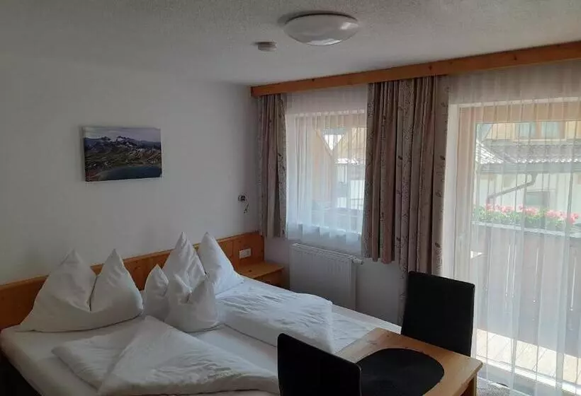 ベッドアンドブレックファースト Grünwaldhof