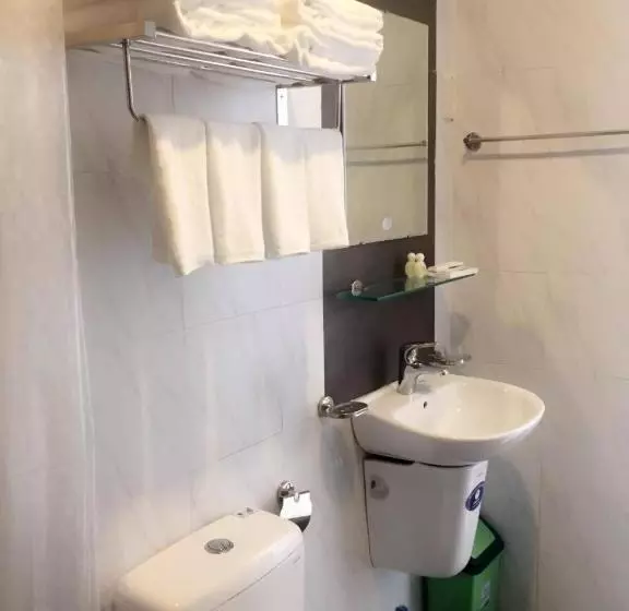 Everhome Hostel