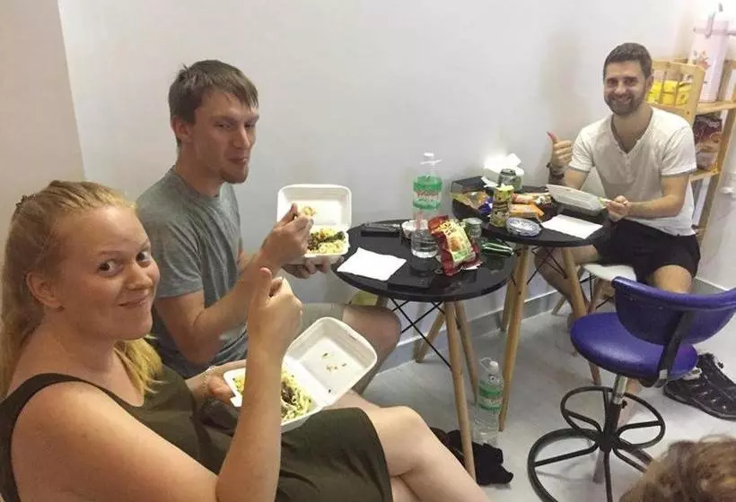 Everhome Hostel