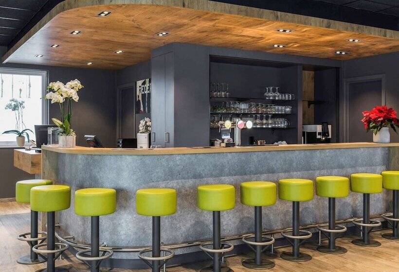 Отель Ibis Budget Brugge Jabbeke