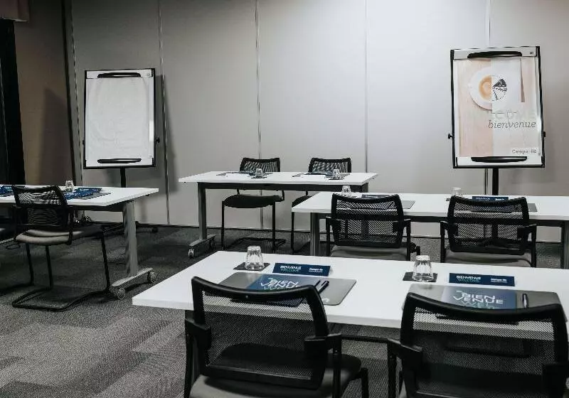 Hotelli Ibis Rouen Centre Rive Gauche Mermoz