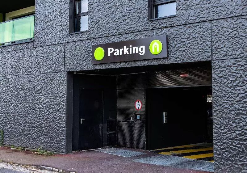 Hotelli Ibis Rouen Centre Rive Gauche Mermoz