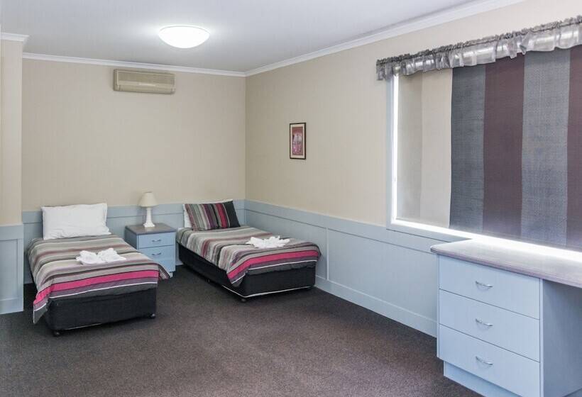 فندق Merimbula Lakeview