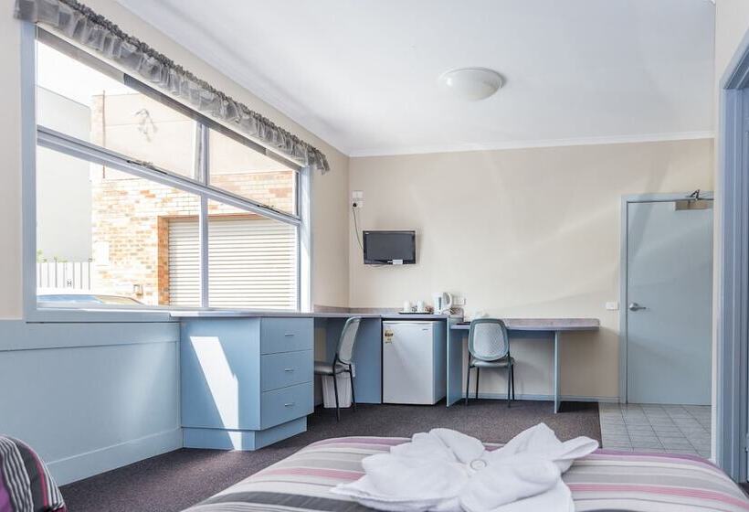 فندق Merimbula Lakeview