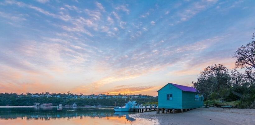 فندق Merimbula Lakeview