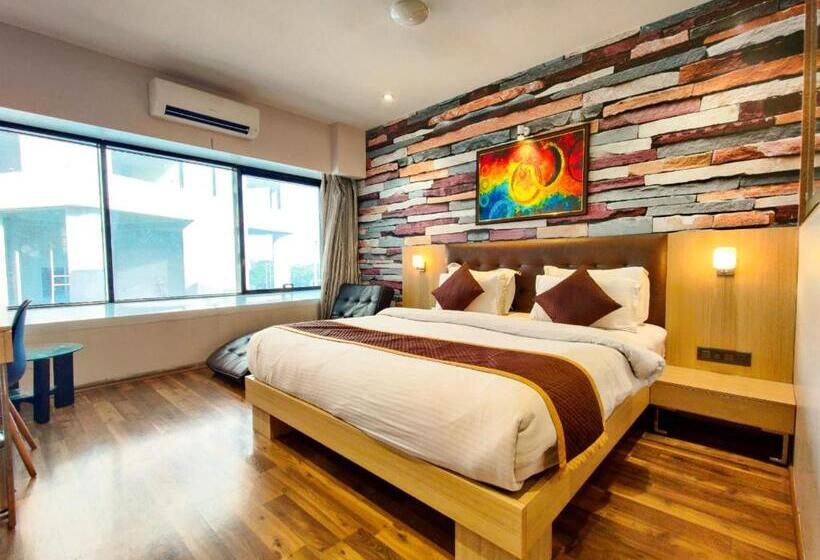 בית מלון כפרי Sadbhav Villa