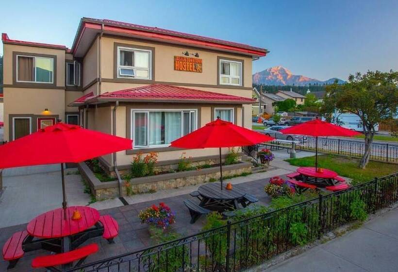 Jasper Downtown Hostel