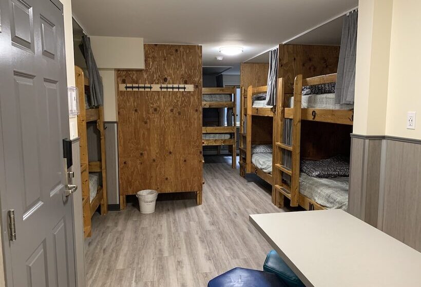 Jasper Downtown Hostel