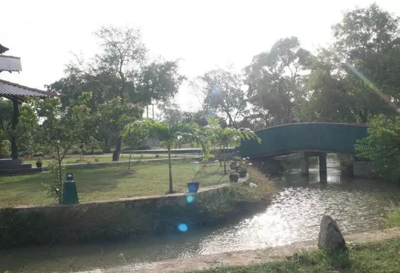 リゾートホテル Ritigala Lodge