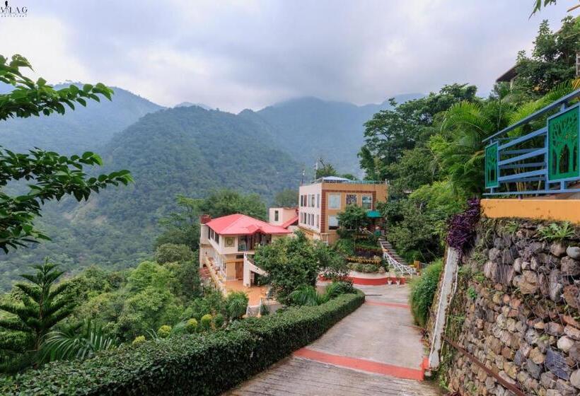 Курорт Veda5 Ayurveda & Yoga Retreat