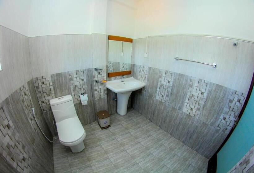 مبيت وإفطار Niwahana Transit City