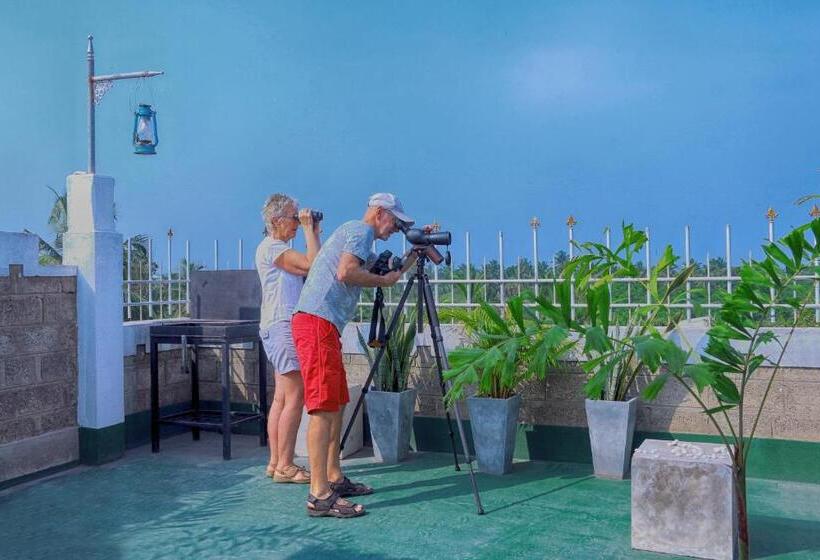 مبيت وإفطار Niwahana Transit City